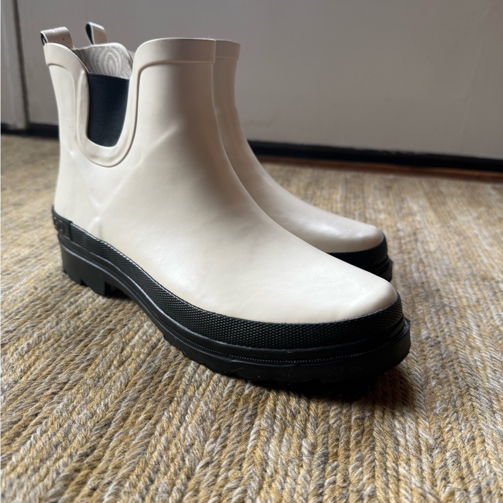 GOGO Chelsea Rain Boots Size 8